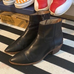 Madewell Black Leather Ankle Booties